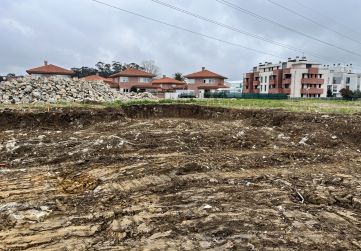 inicio excavación en parcela